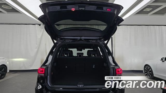 Mercedes-Benz GLB-Class 2021 — фото 20 из 20