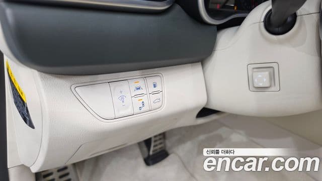 Genesis G70 2018 — Şəkil 19/20