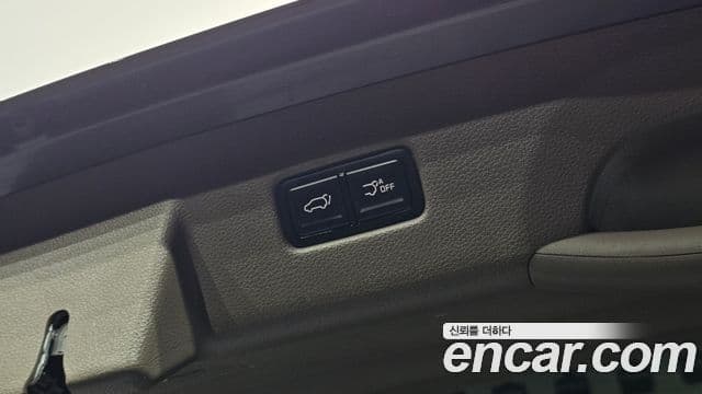 Kia Carnival 2021 — Şəkil 19/20