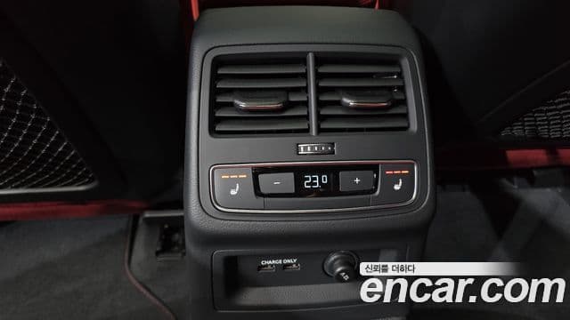 Audi S4 2021 — ფოტო 32/34
