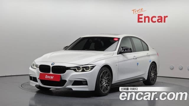 BMW 3 Series 2018 — Фото 1/20