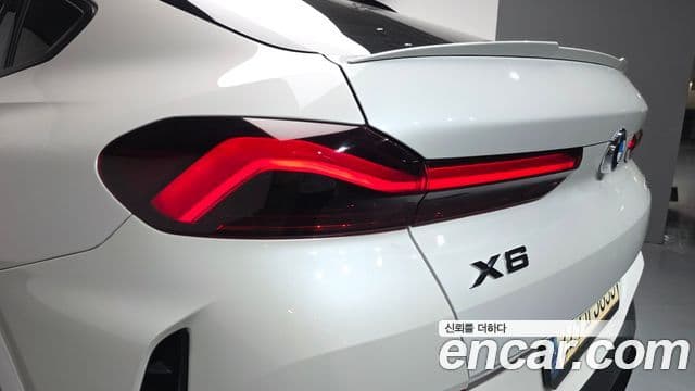 BMW X6 2022 — Photo 35/35