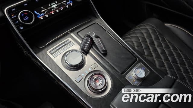 Genesis GV80 2023 — ფოტო 8/20