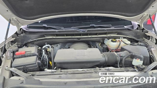 Cadillac Escalade 2023 — ფოტო 6/20