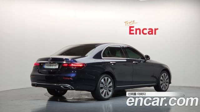 Mercedes-Benz E-Class 2023 — Şəkil 2/20