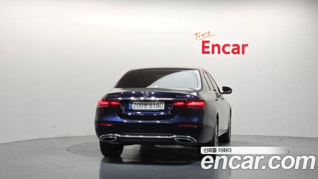 Mercedes-Benz E-Class 2023 — Şəkil 4/20