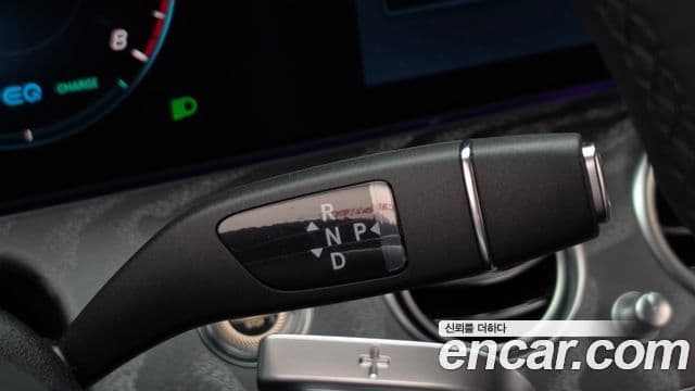 Mercedes-Benz E-Class 2023 — фото 9 из 20