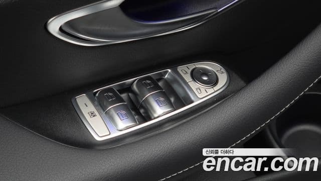Mercedes-Benz E-Class 2023 — фото 20 из 20