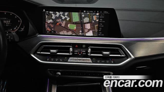 BMW X5 2019 — ფოტო 14/20
