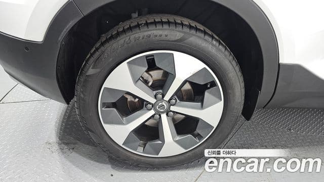 Volvo XC40 2025 — фото 5 из 20