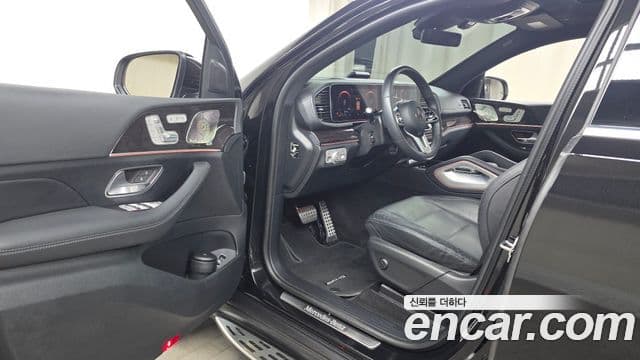 Mercedes-Benz GLE-Class 2021 — Фото 10/20