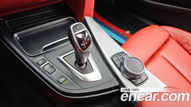 BMW 4 Series 2018 — Şəkil 8/20