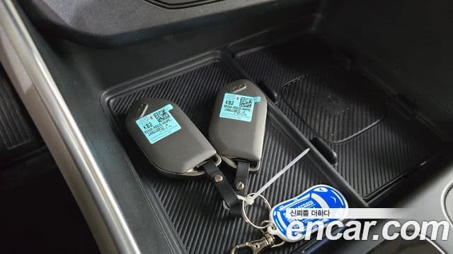 Kia Carnival 2024 — ფოტო 16/20