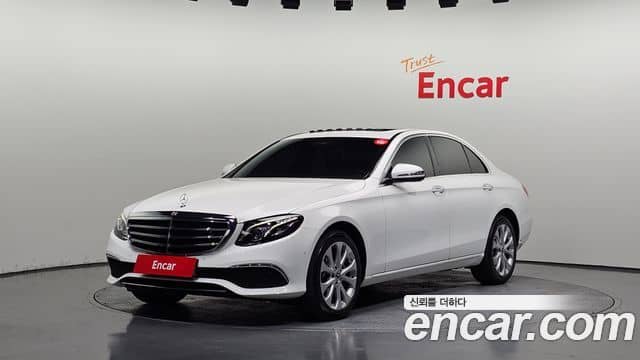 Mercedes-Benz E-Class, 2020