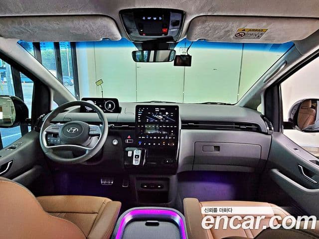 Hyundai Staria 2022 — фото 6 из 20