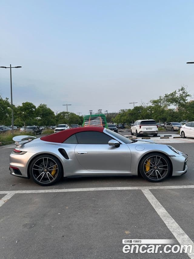 Porsche 911 2021 — Şəkil 14/20