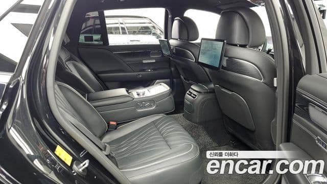 Genesis G90 2023 — Şəkil 12/20