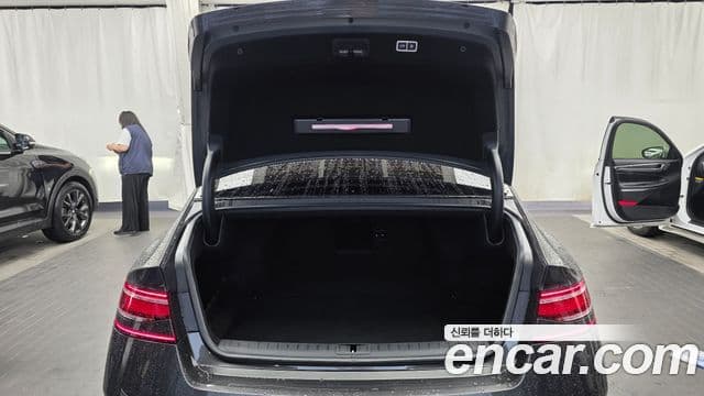 Genesis G90 2022 — Photo 1/20