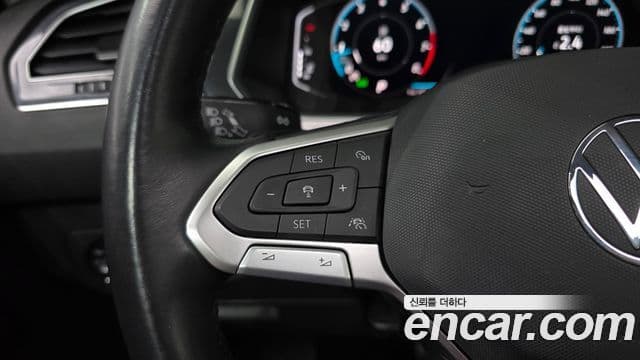 Volkswagen Tiguan Allspace 2023 — фото 17 из 20