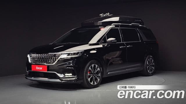 Kia Carnival 2020 — Фото 1/20