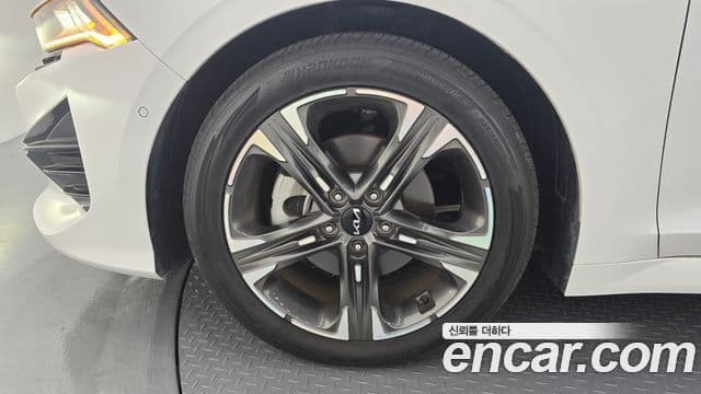 Kia K5 2022 — фото 5 из 20