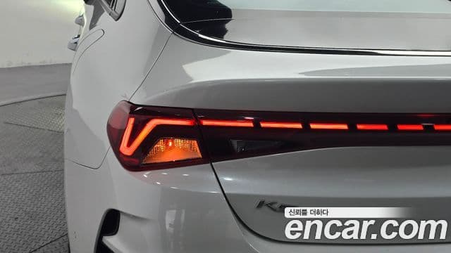 Kia K5 2022 — Photo 14/31