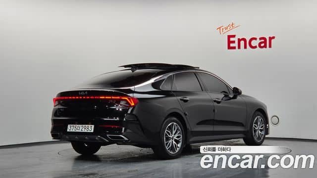 Kia K5, 2022