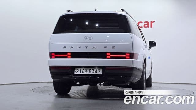 Hyundai Santa Fe 2024 — ფოტო 4/20