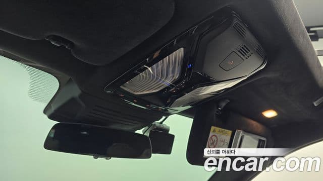 BMW X7 2024 — Photo 26/33