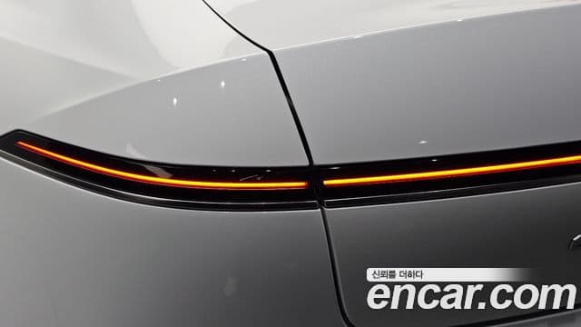 Hyundai Grandeur Hybrid 2023 — Photo 30/30