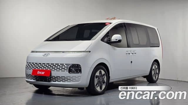 Hyundai Staria, 2025