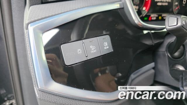 Audi Q3 2022 — Photo 22/31