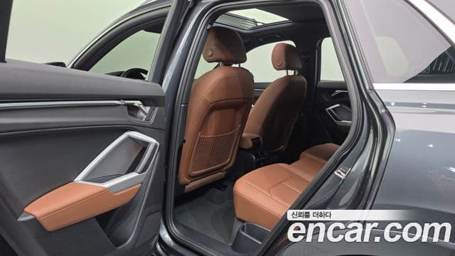 Audi Q3 2022 — Photo 9/31