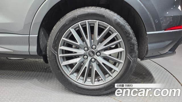 Audi Q3 2022 — Photo 21/31