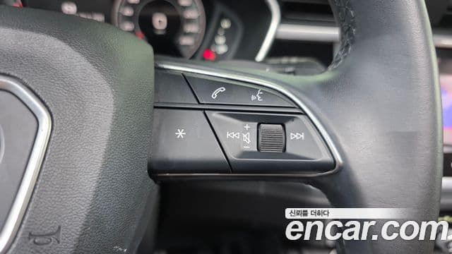Audi Q3 2022 — Photo 23/31