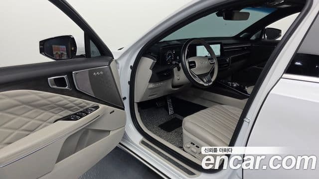 Kia K8 2023 — фото 10 из 20