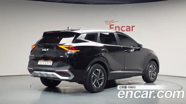 Kia Sportage 2022 — фото 2 из 20