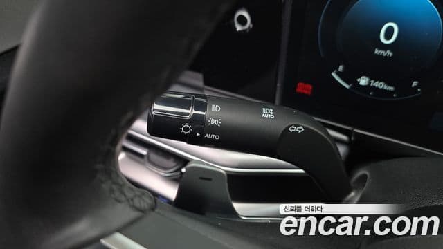 Hyundai Grandeur Hybrid 2023 — Photo 20/32