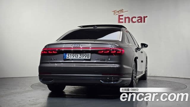 Audi A8 2021 — фото 4 из 20