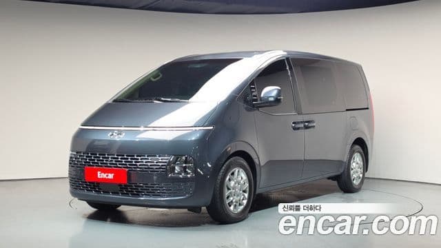 Hyundai Staria 2024 — ფოტო 11/20