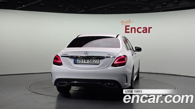 Mercedes-Benz C-Class 2019 — Şəkil 3/20