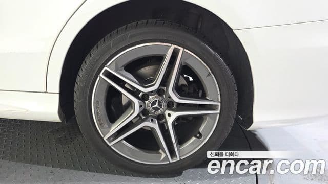 Mercedes-Benz C-Class 2019 — Şəkil 4/20