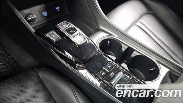 Hyundai Sonata 2021 — фото 9 из 20