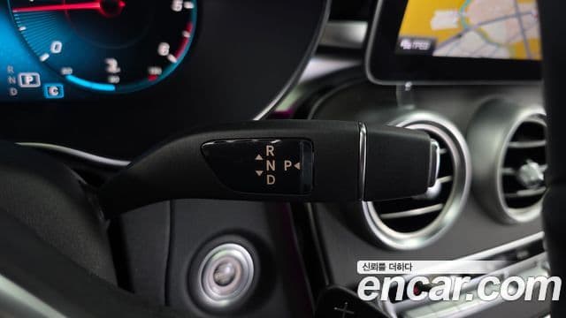Mercedes-Benz C-Class 2021 — фото 9 из 20
