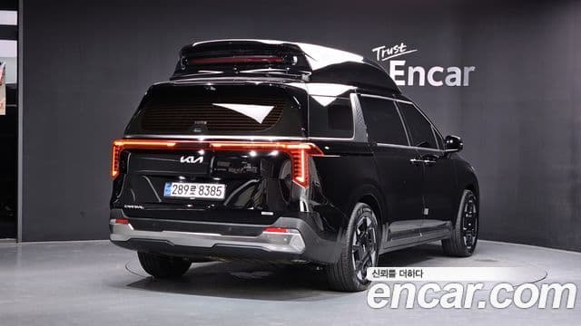 Kia Carnival 2024 — ფოტო 2/20