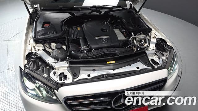 Mercedes-Benz E-Class 2020 — Şəkil 6/20