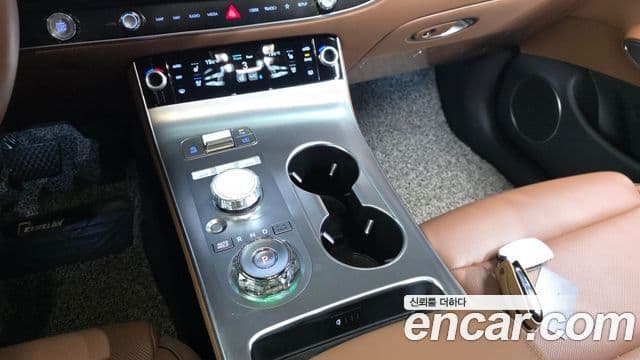Genesis GV70 2024 — ფოტო 9/20
