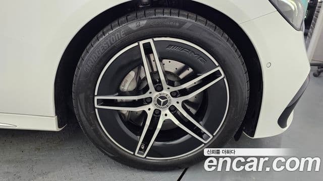 Mercedes-Benz E-Class 2026 — ფოტო 5/20