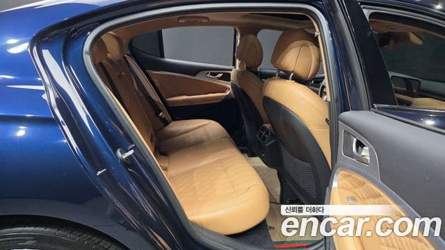 Genesis G70 2020 — Şəkil 12/20