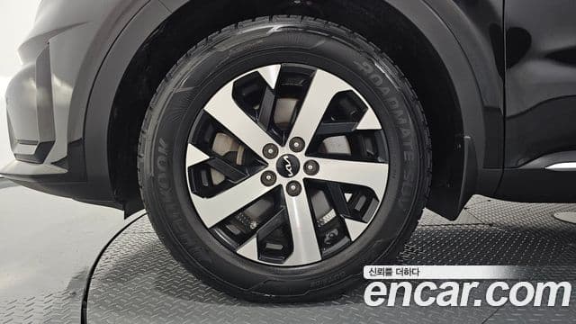 Kia Sorento 2022 — ფოტო 5/20